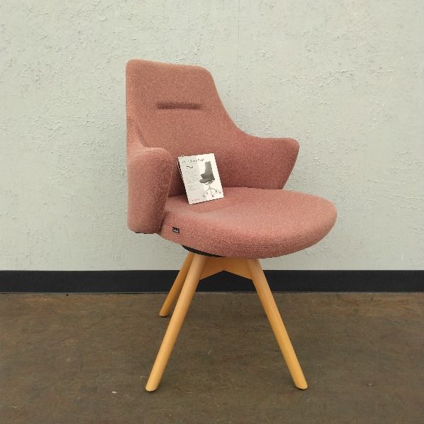 オカムラ ミーティングチェア ライブス ワークチェア CD 63 YR FXW 6 製 レッド ローバック グループチェア チェア イス 椅子