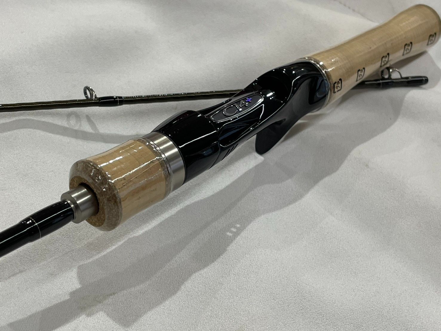 訳あり未使用品！】シマノ 17カーディフNX B48L【07】渓流 源流 ボサ