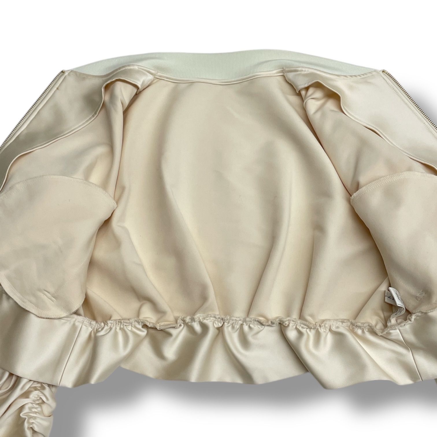 maison de Dolce. メゾンドドルチェ グロッシーブルゾン アウター