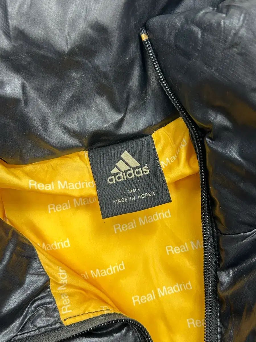 アディダス レアル・マドリード 光沢 クリアランス ダック ダウン