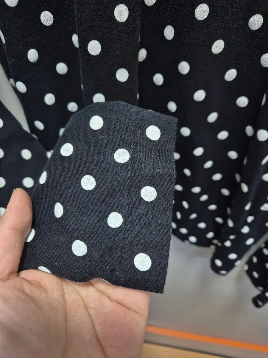 コム・デ・ギャルソン PLAY ドット 長袖Tシャツ トップ プレイ