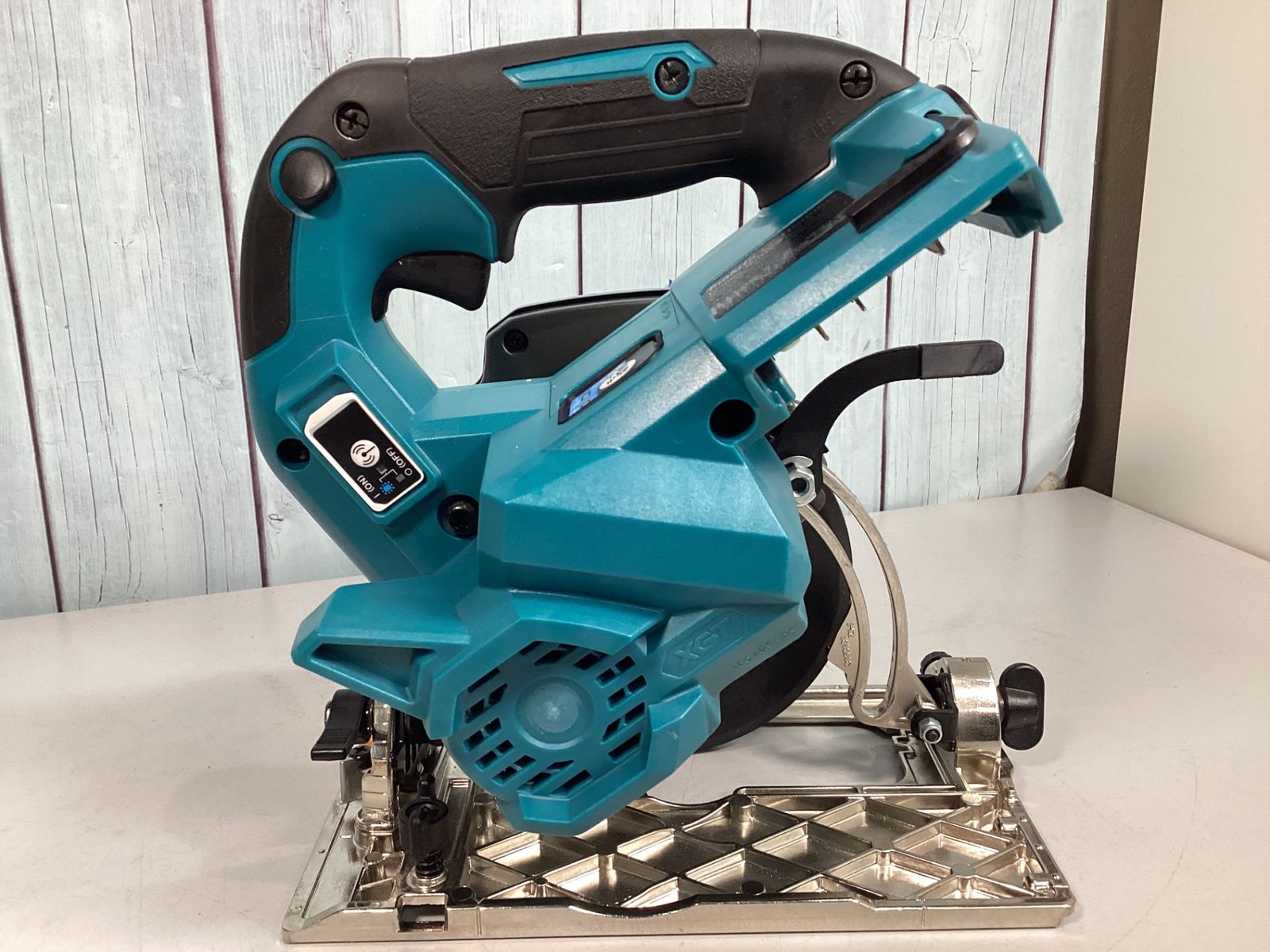 マキタ makita コードレスマルノコ ブルー