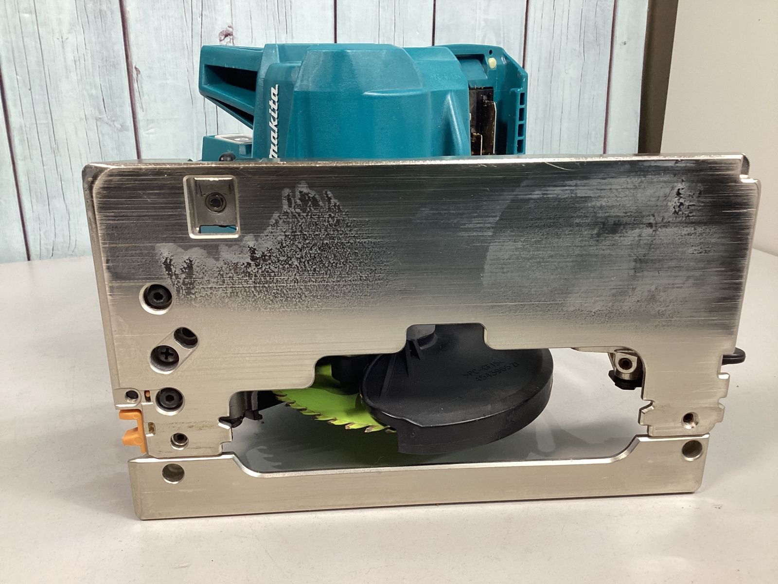 コードレスマルノコ