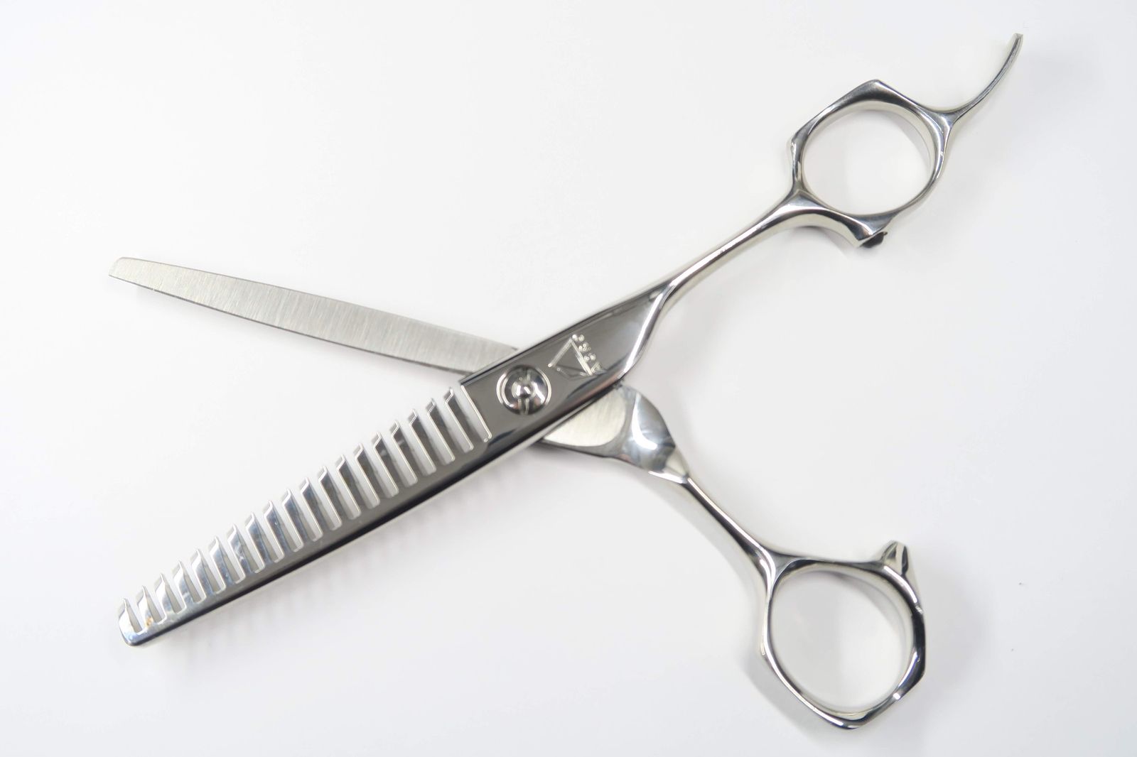 Cランク【MIZUTANI SCISSORS ミズタニシザーズ】 ACRO YURAGI K-6