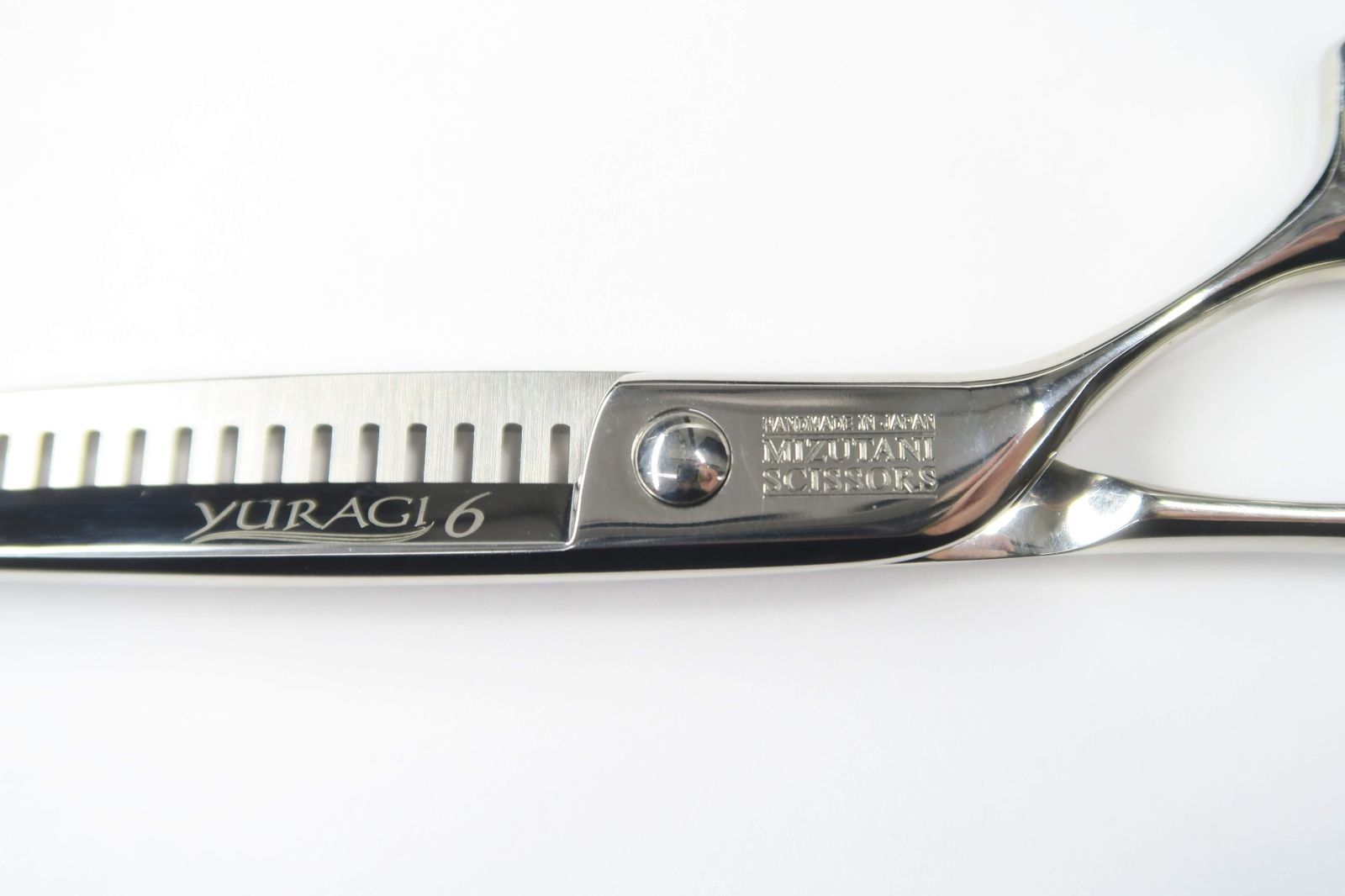 Cランク【MIZUTANI SCISSORS ミズタニシザーズ】 ACRO YURAGI K-6