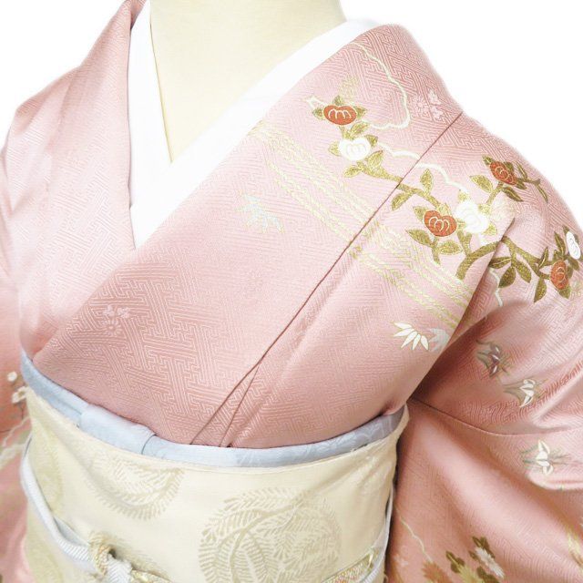訪問着 着物 中古 袷 フォーマル 金駒刺繍 花の図 霞 宝物 地模様 朱鷺
