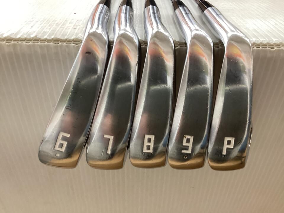 24オノフクロアイアン　Ｉ＃５〜Ｐ（6本セット） ダイナミックゴールド　Ｓ200 グローブライド ONOFF FORGED KURO 2024 ダイナミックゴールド S200