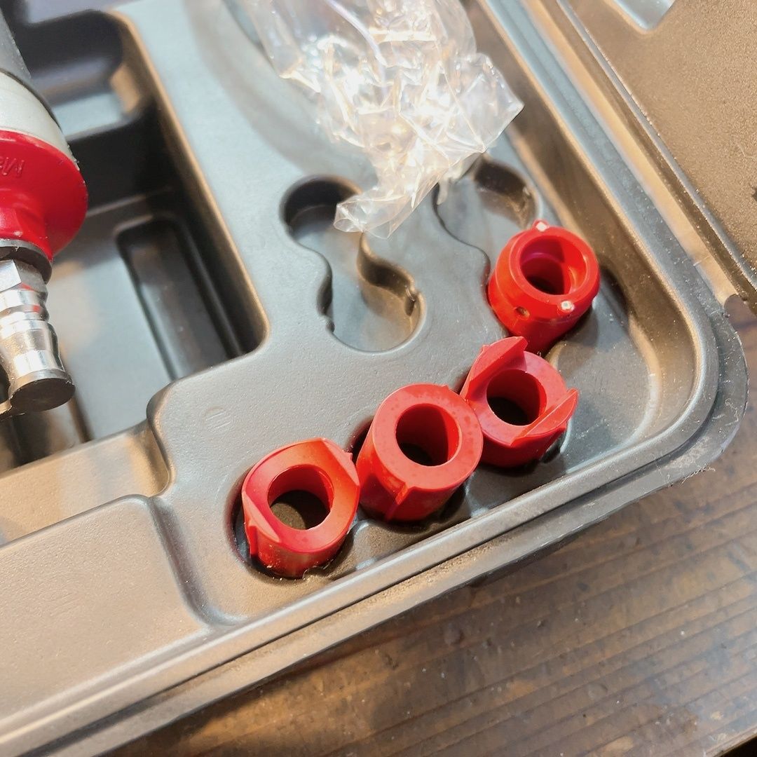  7日保証 整備済 消耗部品交換 MAX マックス CN-650 M 2 常圧 コンクリート 鋼板 サイディング用 釘打ち機 ケース付き 動作良好 釘打機 エアーツール