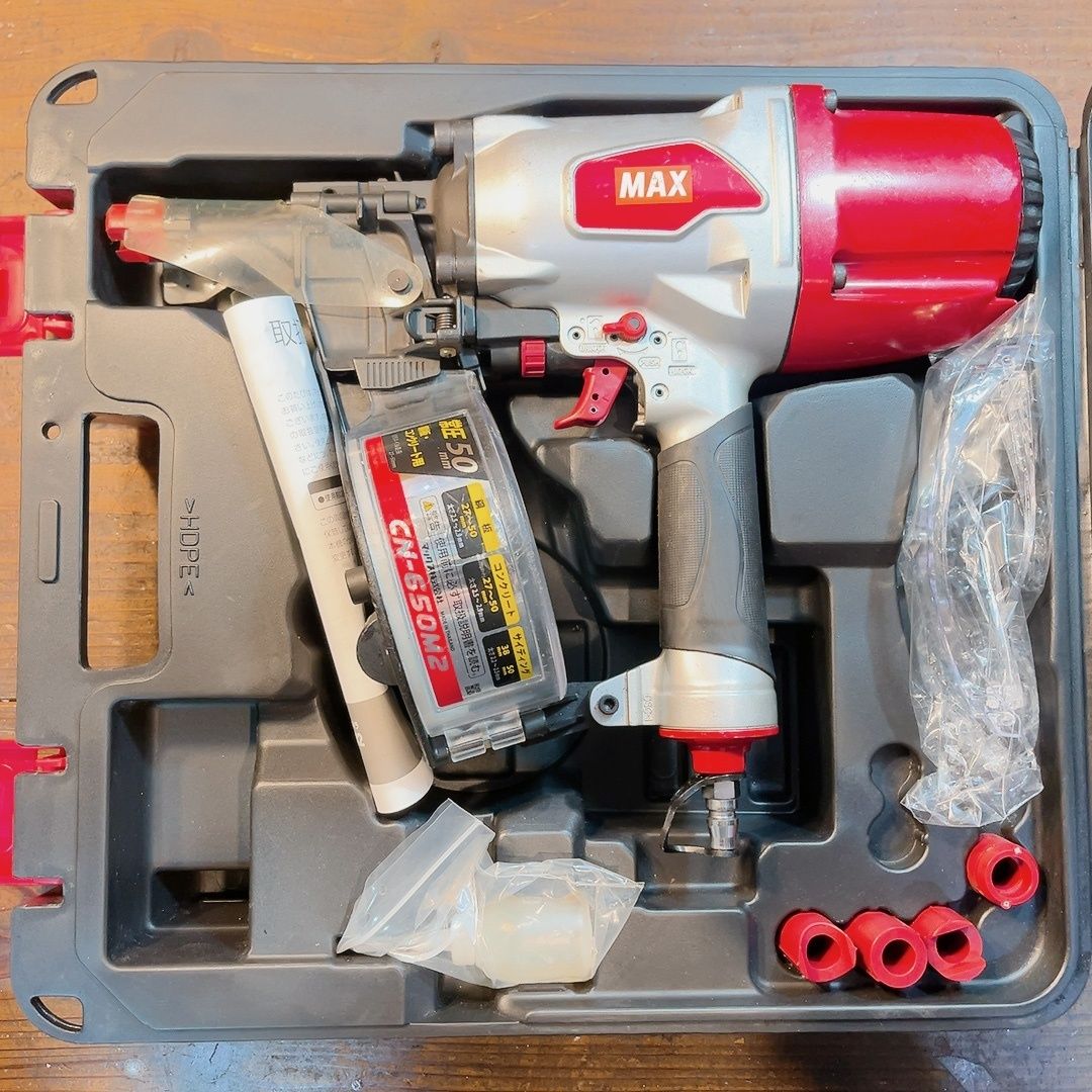 7日保証 整備済 消耗部品交換 MAX マックス CN-650 M 2 常圧 コンクリート 鋼板 サイディング用 釘打ち機 ケース付き 動作良好