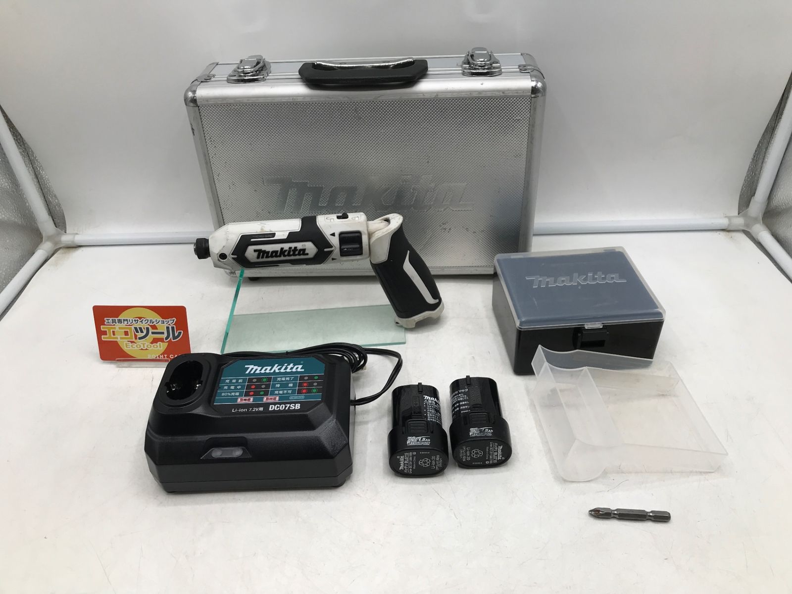 品 Makita マキタ 7.2 v充電式ペンインパクトドライバ エコツー M 02