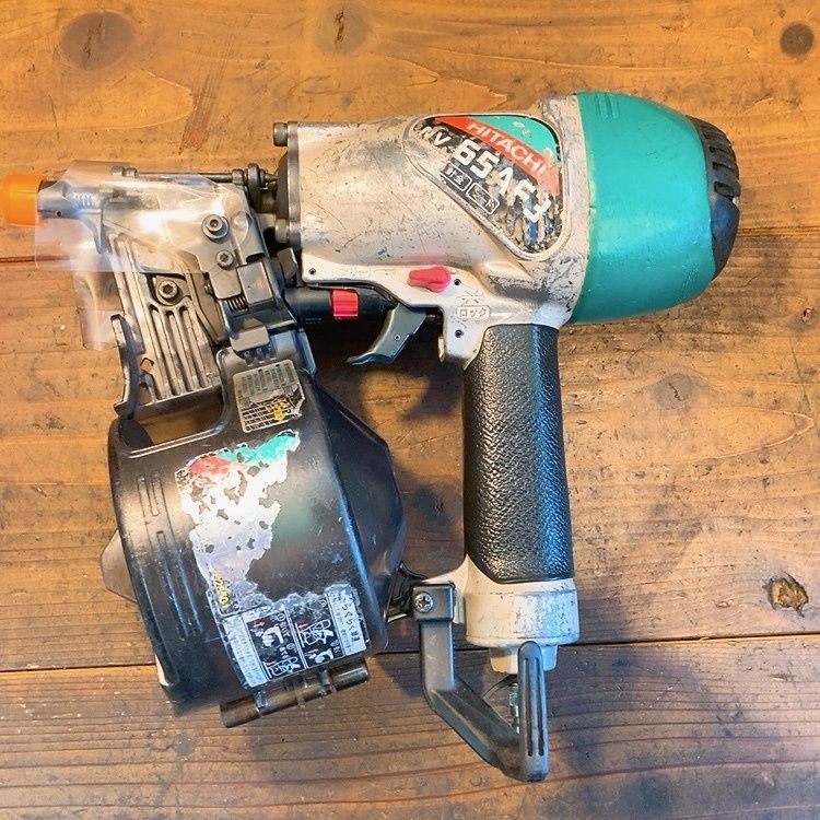 7日保証 整備済 消耗部品多数交換 日立 HIKOKI 常圧 65 mm 釘打ち機 NV AF 3 本体のみ 動作良好