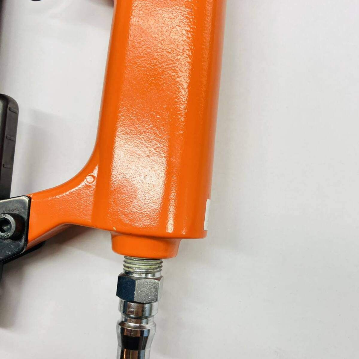  ほぼ使用感なし 動作良好 マックス MAX 常圧10 mm エアタッカー TA 20 A 1005 F F線ステープル用 エアータッカー エアーツール