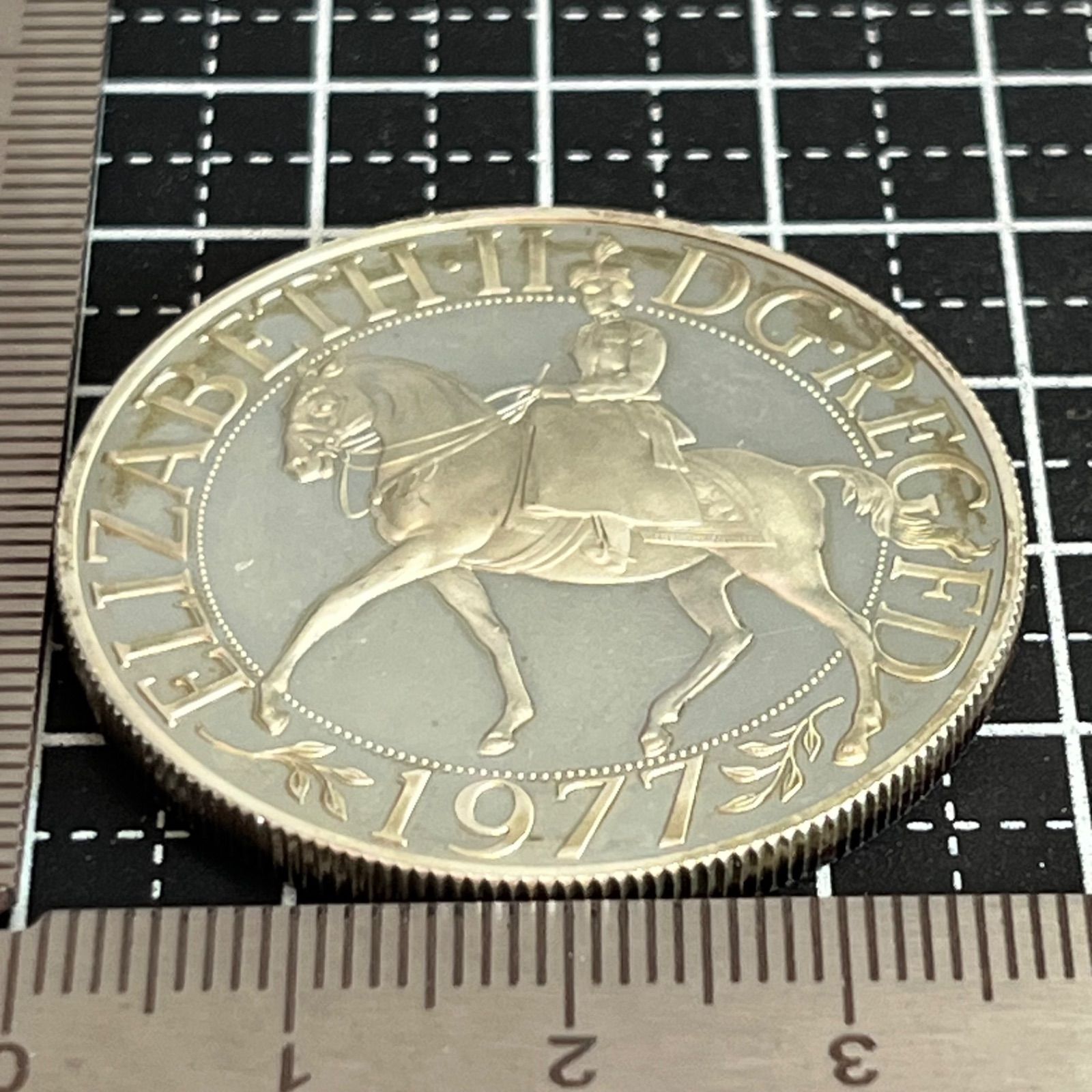 銀貨 1977年 イギリス エリザベス2世 即位25周年記念 クラウン銀貨 プルーフ Sterling Silver 925 シルバージュビリー 36