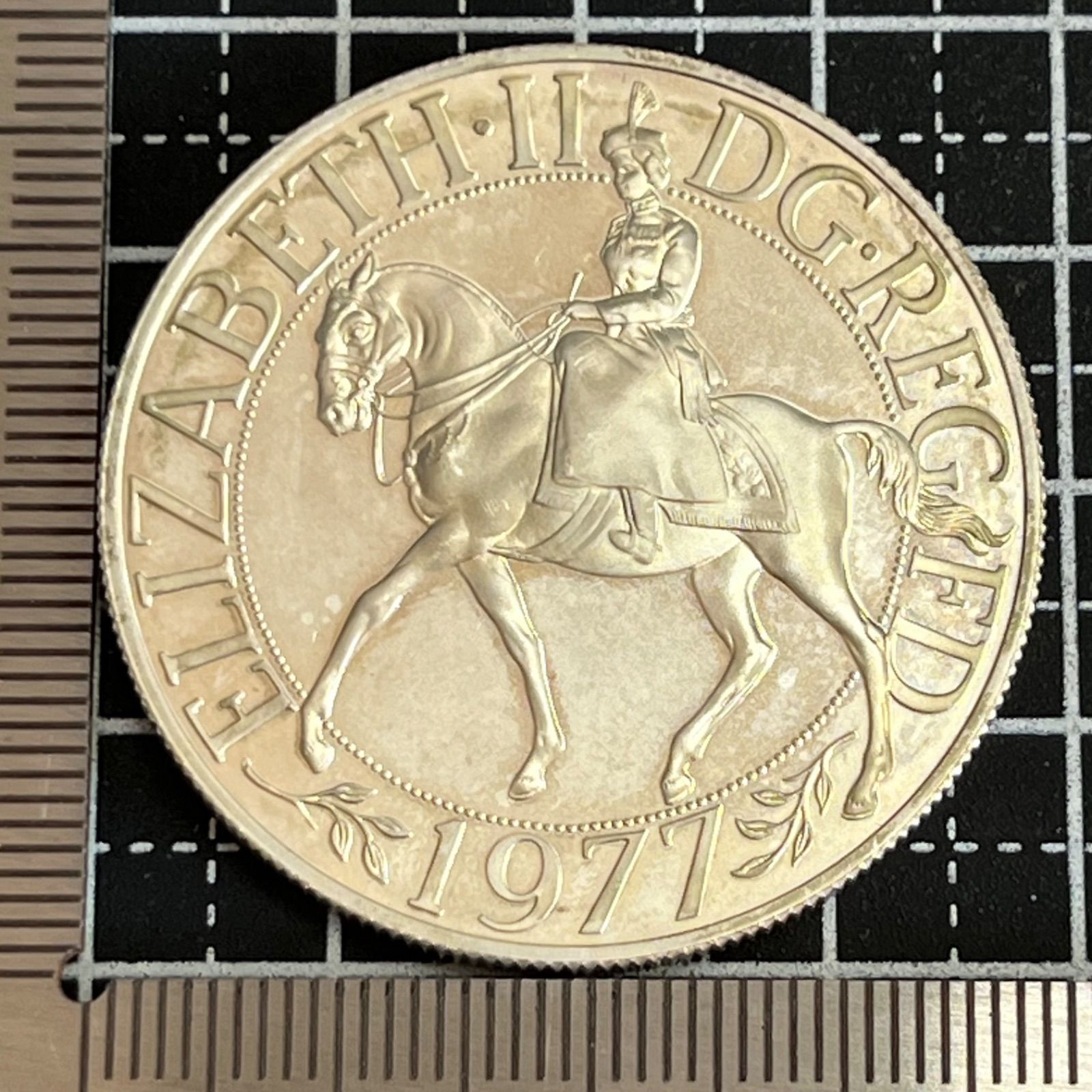 銀貨 1977年 イギリス エリザベス2世 即位25周年記念 クラウン銀貨 プルーフ Sterling Silver 925 シルバージュビリー 36