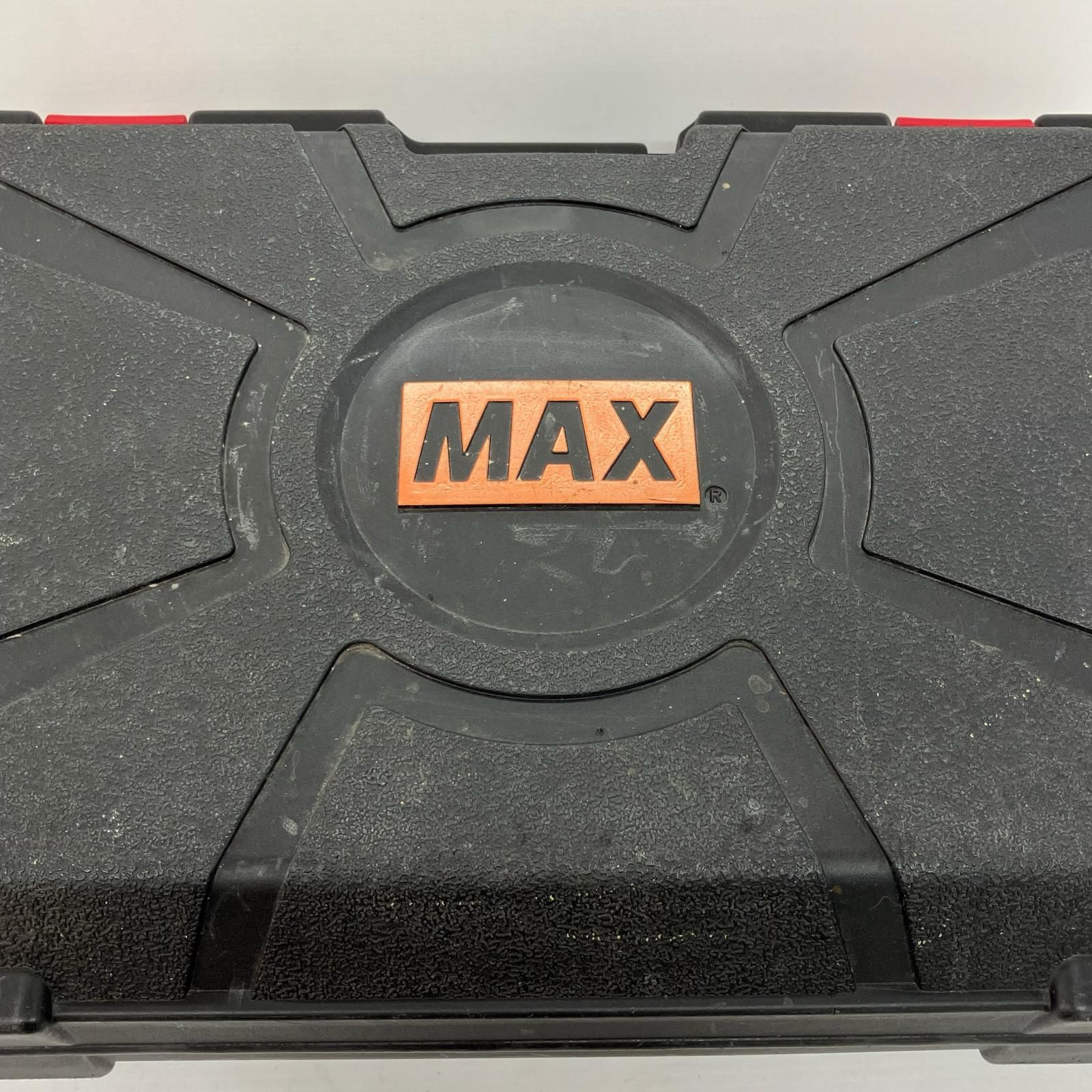 MAX