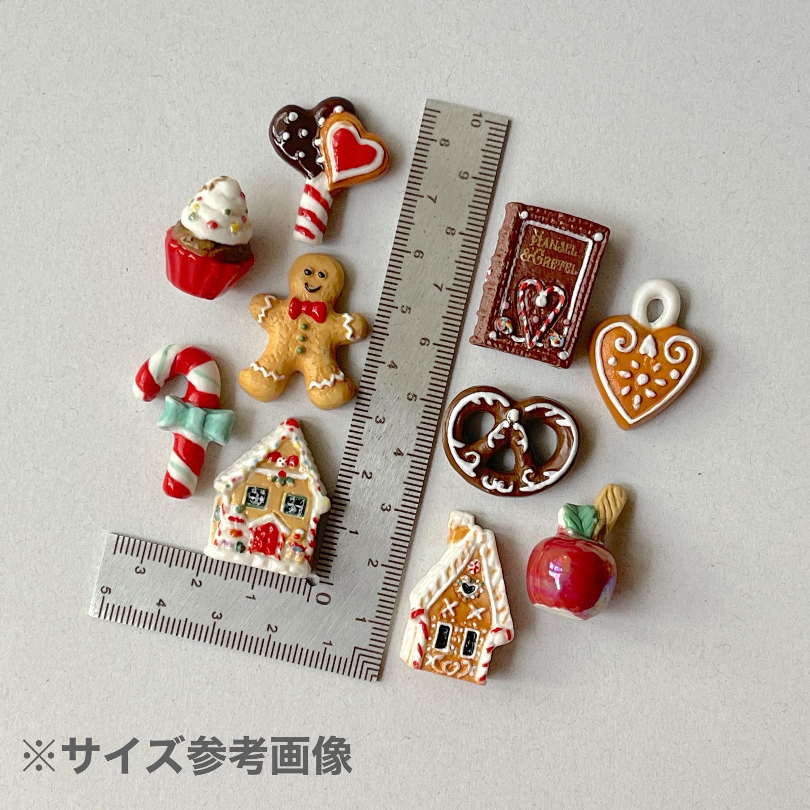 フェーヴ 本〈ヘンゼルとグレーテル〉 ジンジャーブレッドとスイーツ