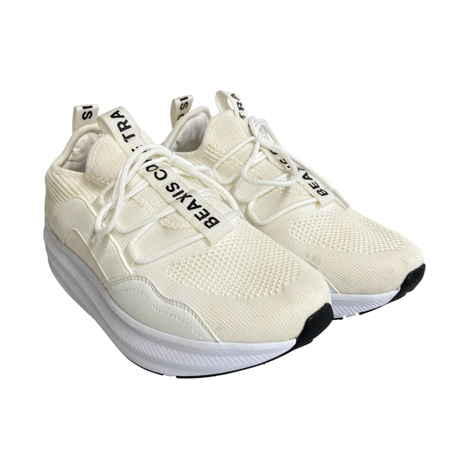 訳あり BEAXIS ビーアクシス ホワイト スニーカー 25.0~25.5cm - メルカリ