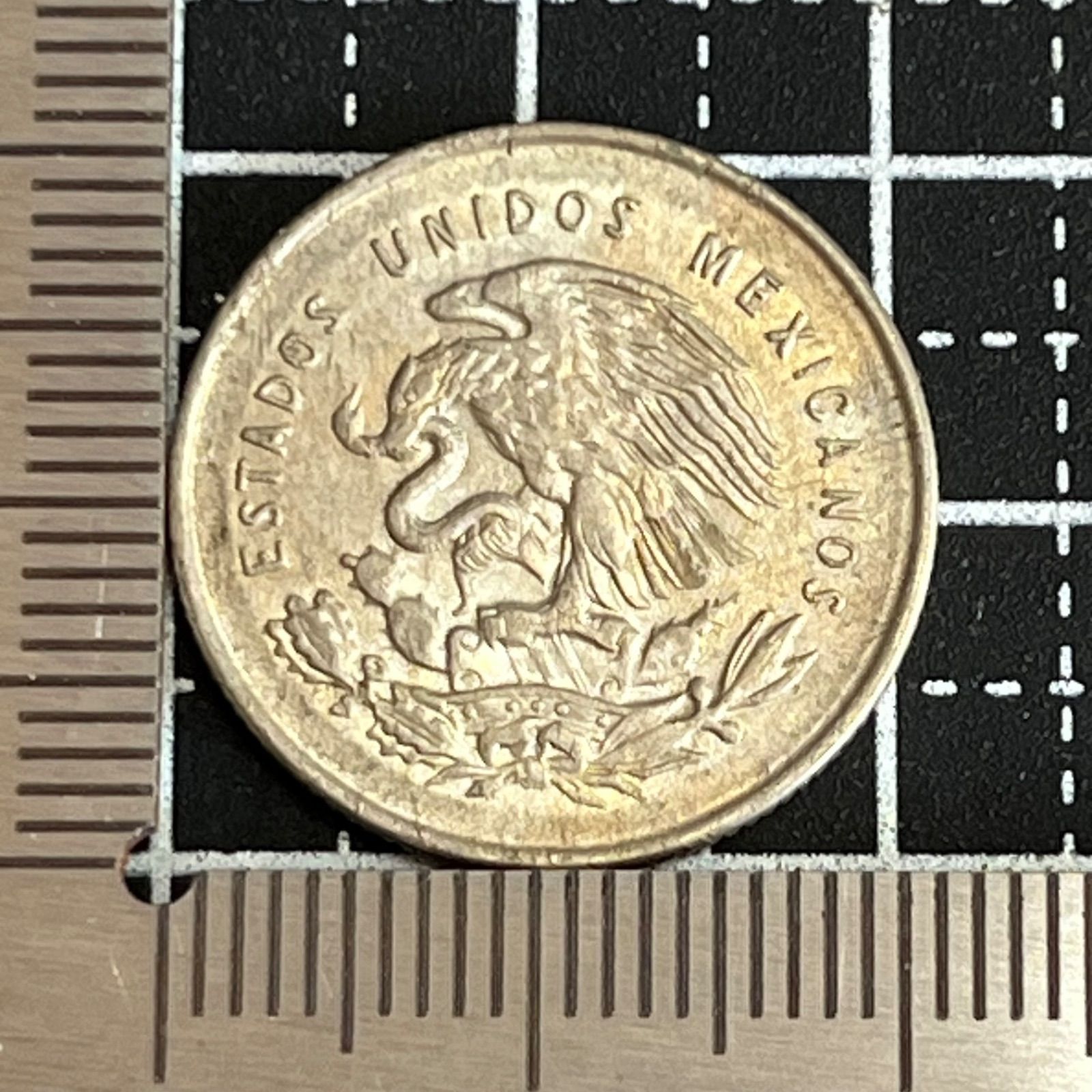 銀貨】1950年 メキシコ 25センタボ銀貨／正義の女神“LEY”と自由の光