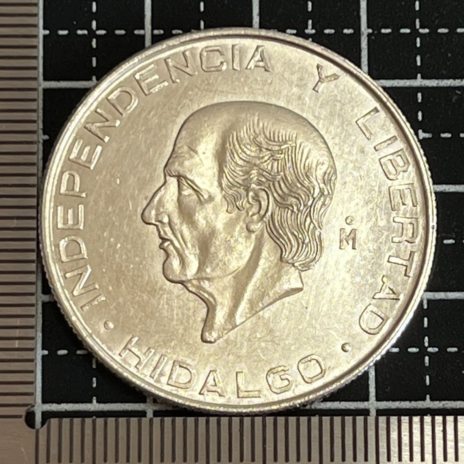銀貨】1955年 メキシコ 5ペソ銀貨 18.055g／独立の英雄イダルゴ像・高品位