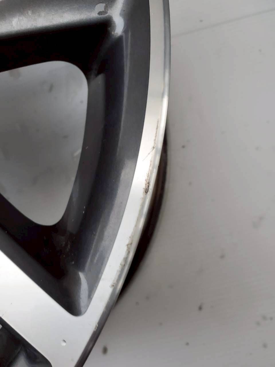  日産エクストレイルT 32 17インチ 17インチ ホイール