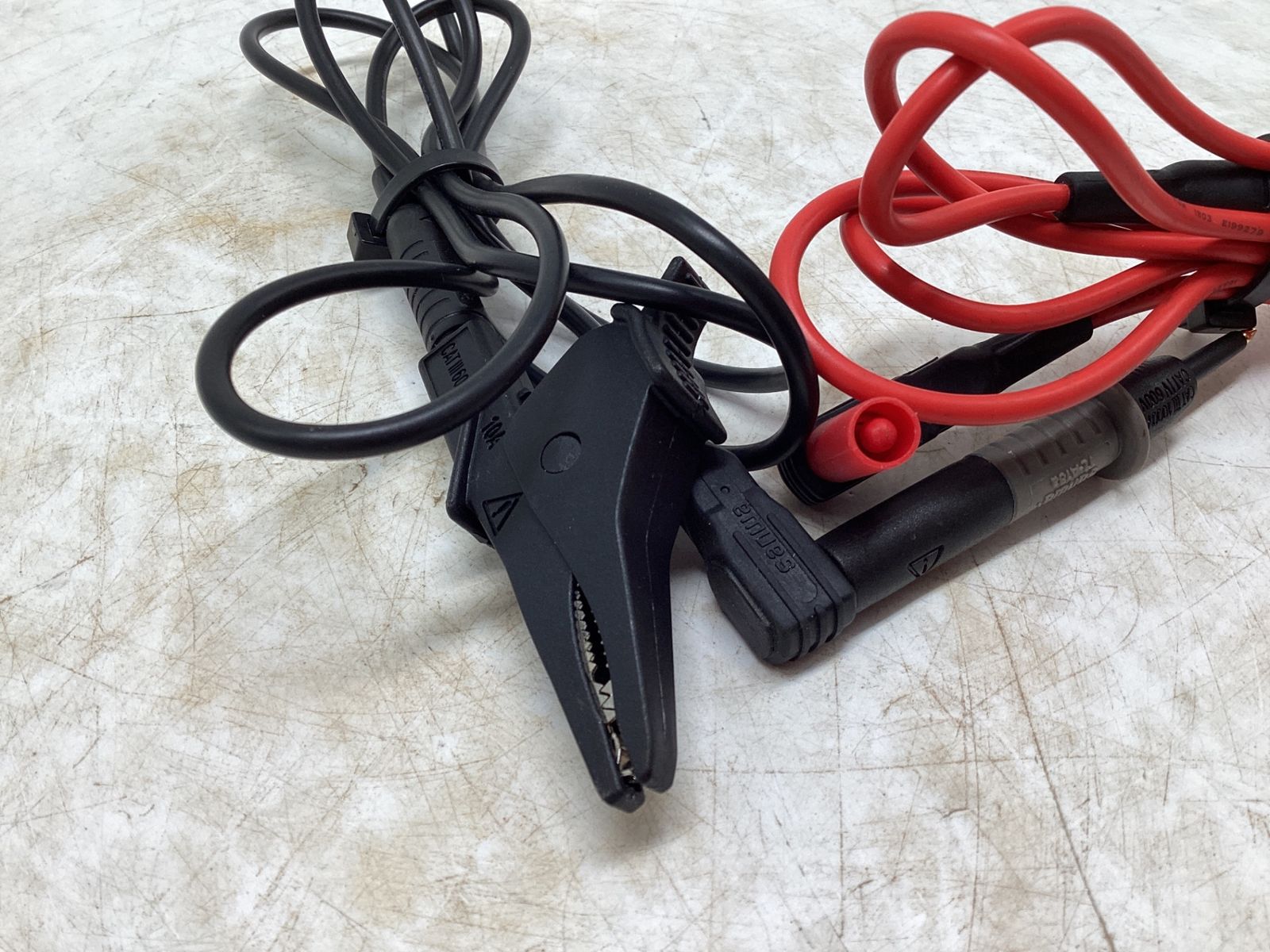 サンワ 絶縁抵抗計