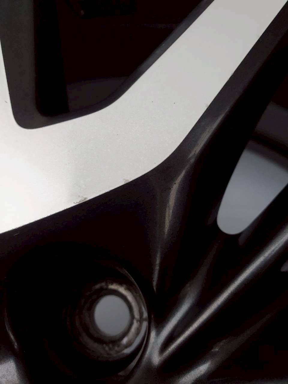 日産エクストレイルT 32 17インチ ④