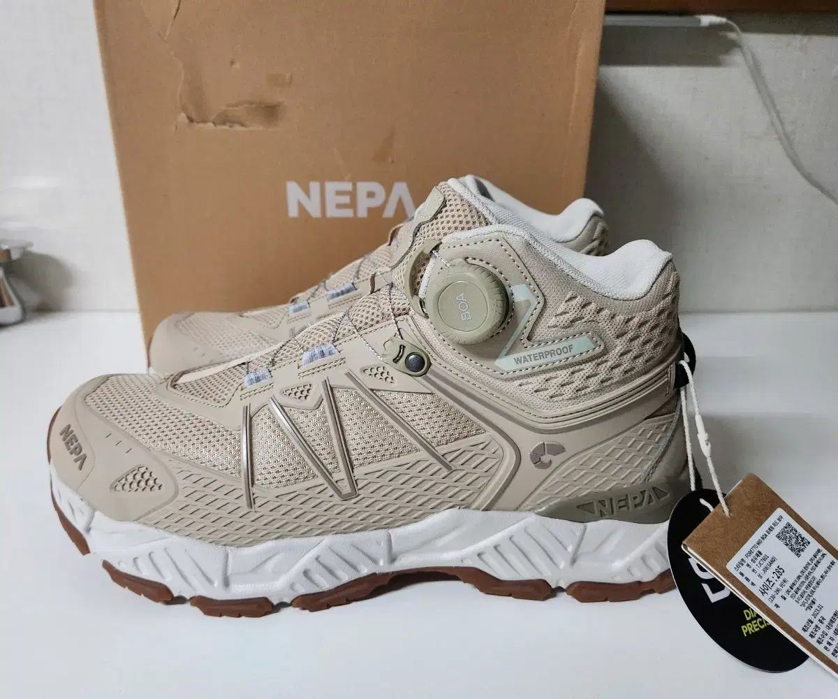 NEPA ユニセックス ポレト ミッド BoA