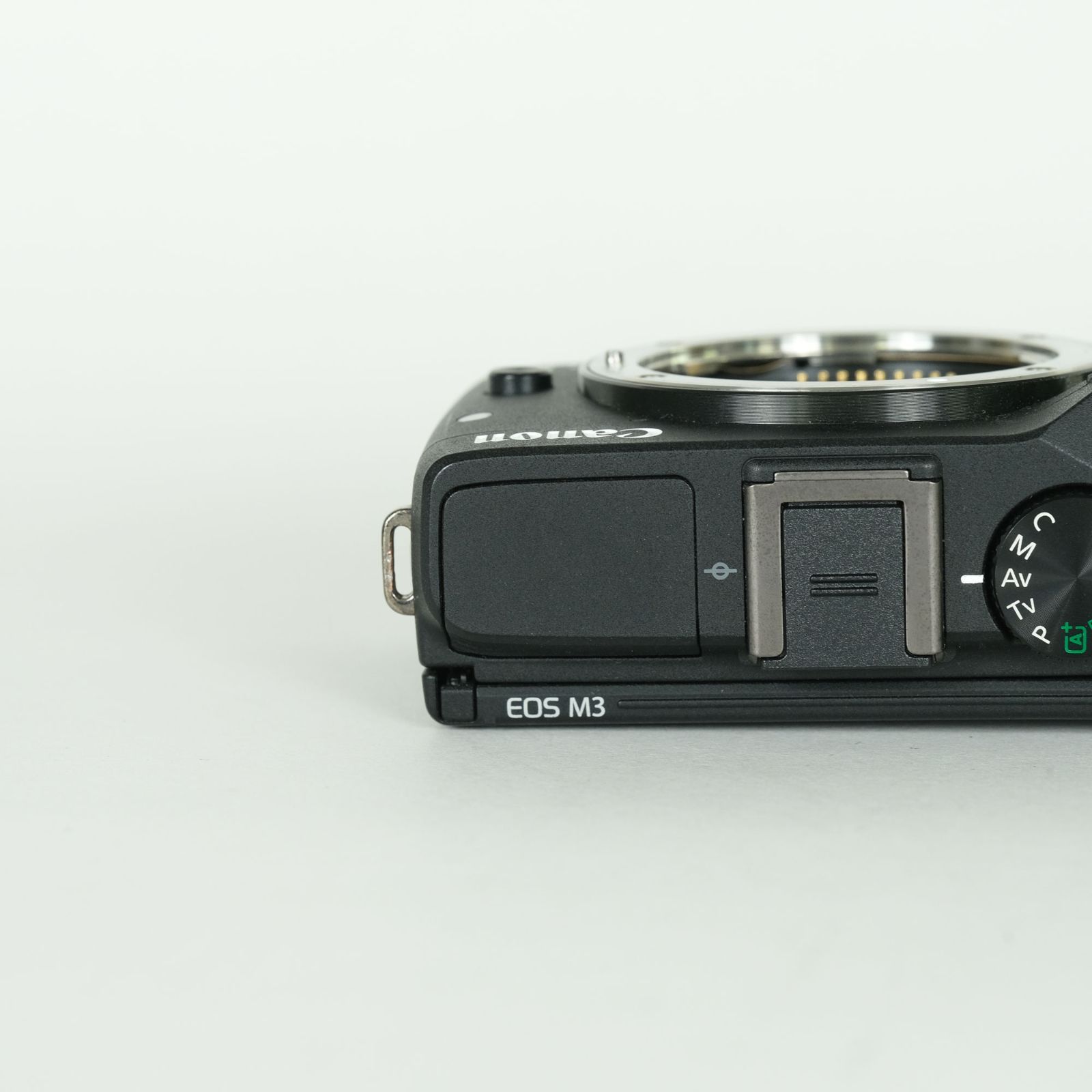 EOS M