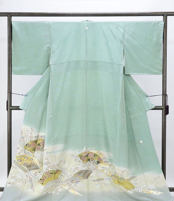 色留袖 正絹 吉祥 四季花 地紙 身丈164.5 cm 裄丈68.5 剣片喰 一つ紋 未着用 超 着物 フォーマル レディース f 4082