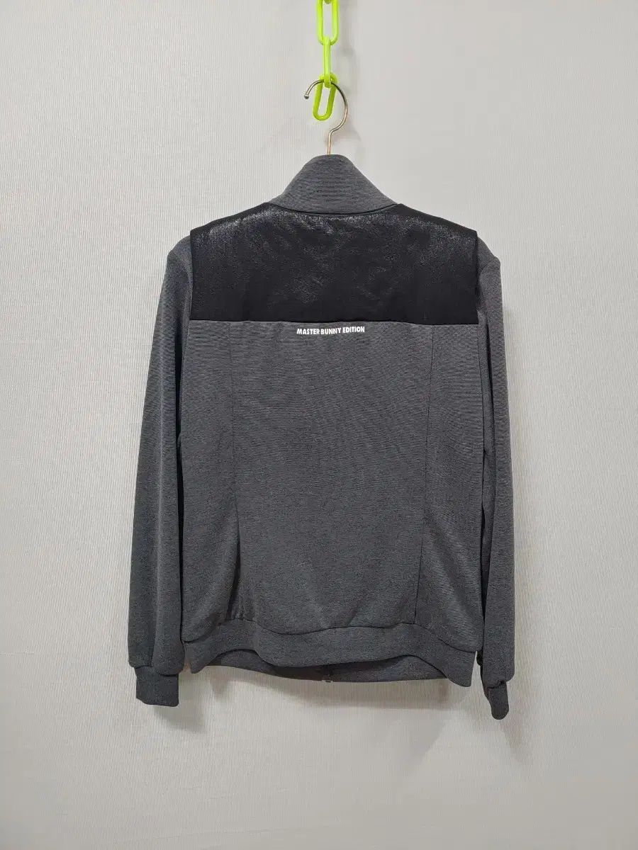 マスターバニーエディション ニット ダウンベスト ブラック レディース