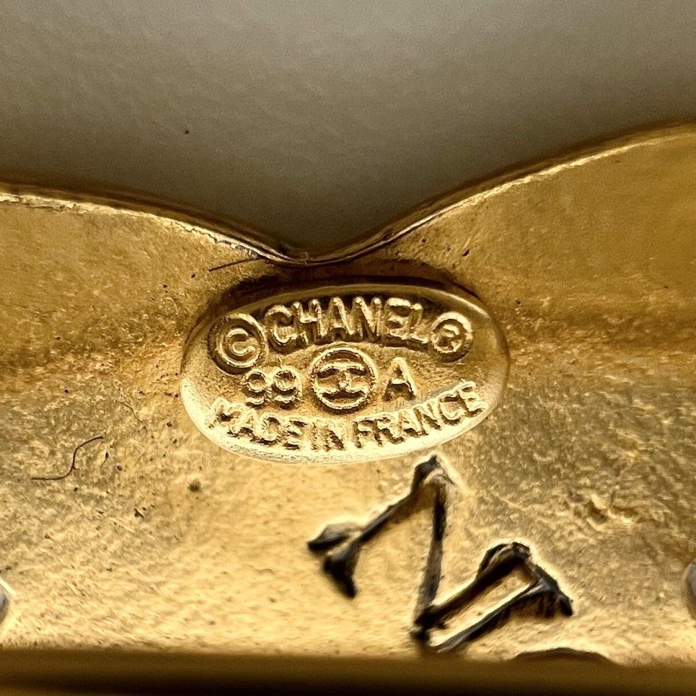 大売出し】 シャネル ブローチ レディース ロゴ ココマーク