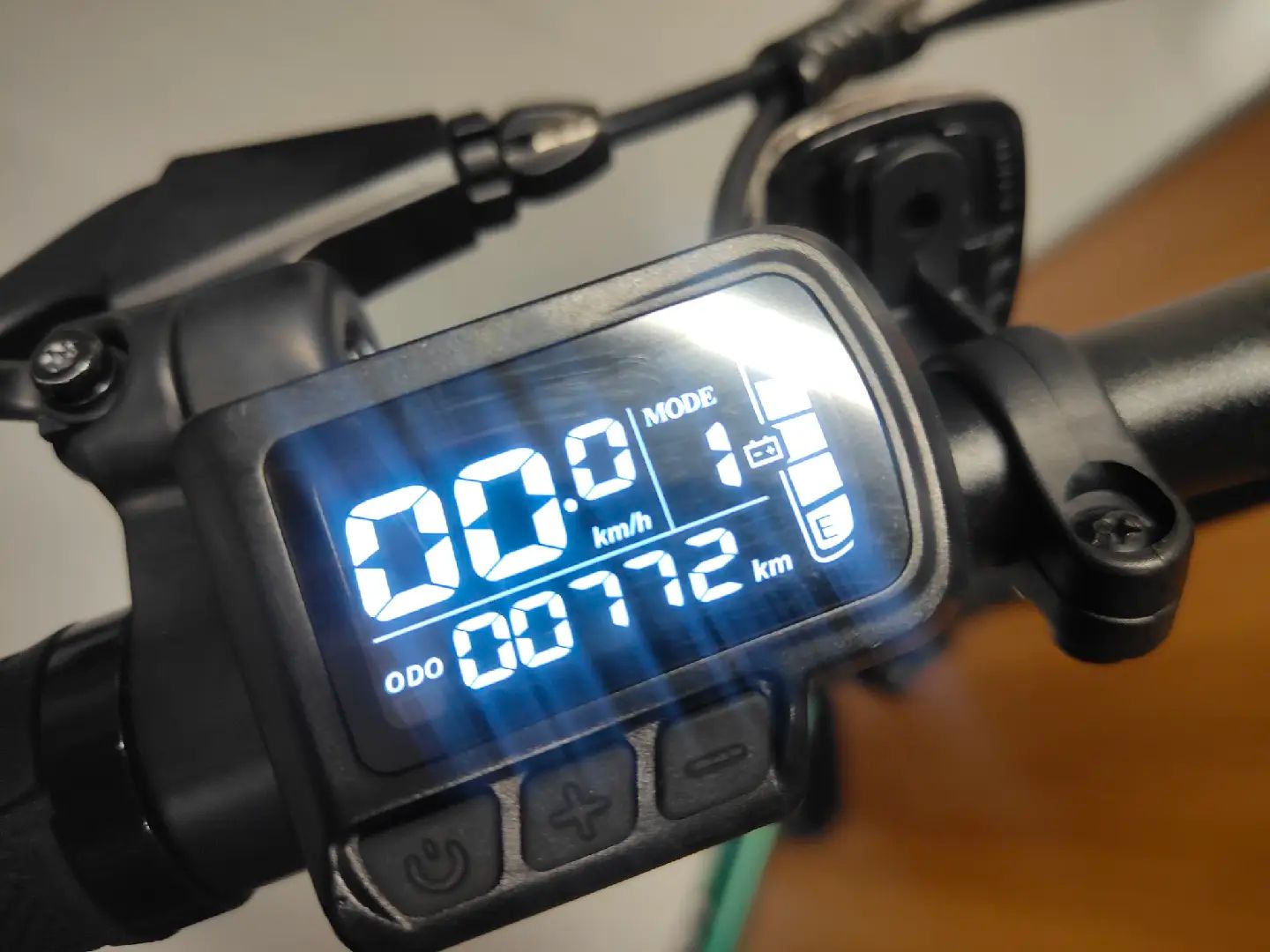 クリスマスSALE開催中！14日まで！】電動アシスト自転車 ERWAY A01