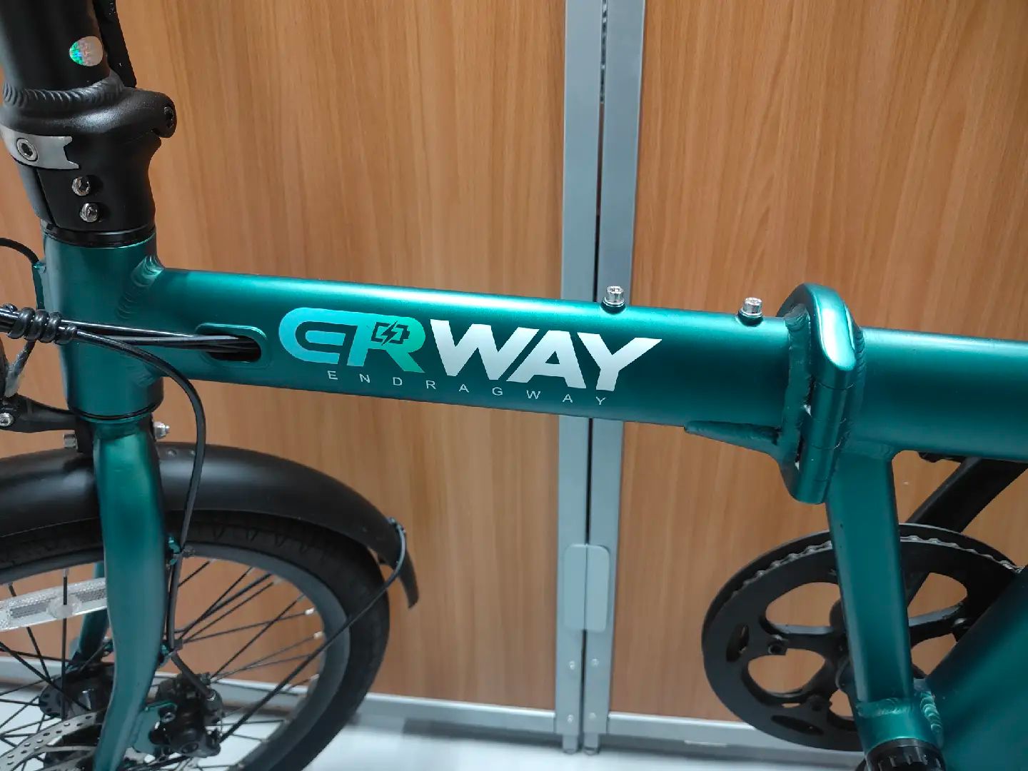 クリスマスSALE開催中！14日まで！】電動アシスト自転車 ERWAY A01