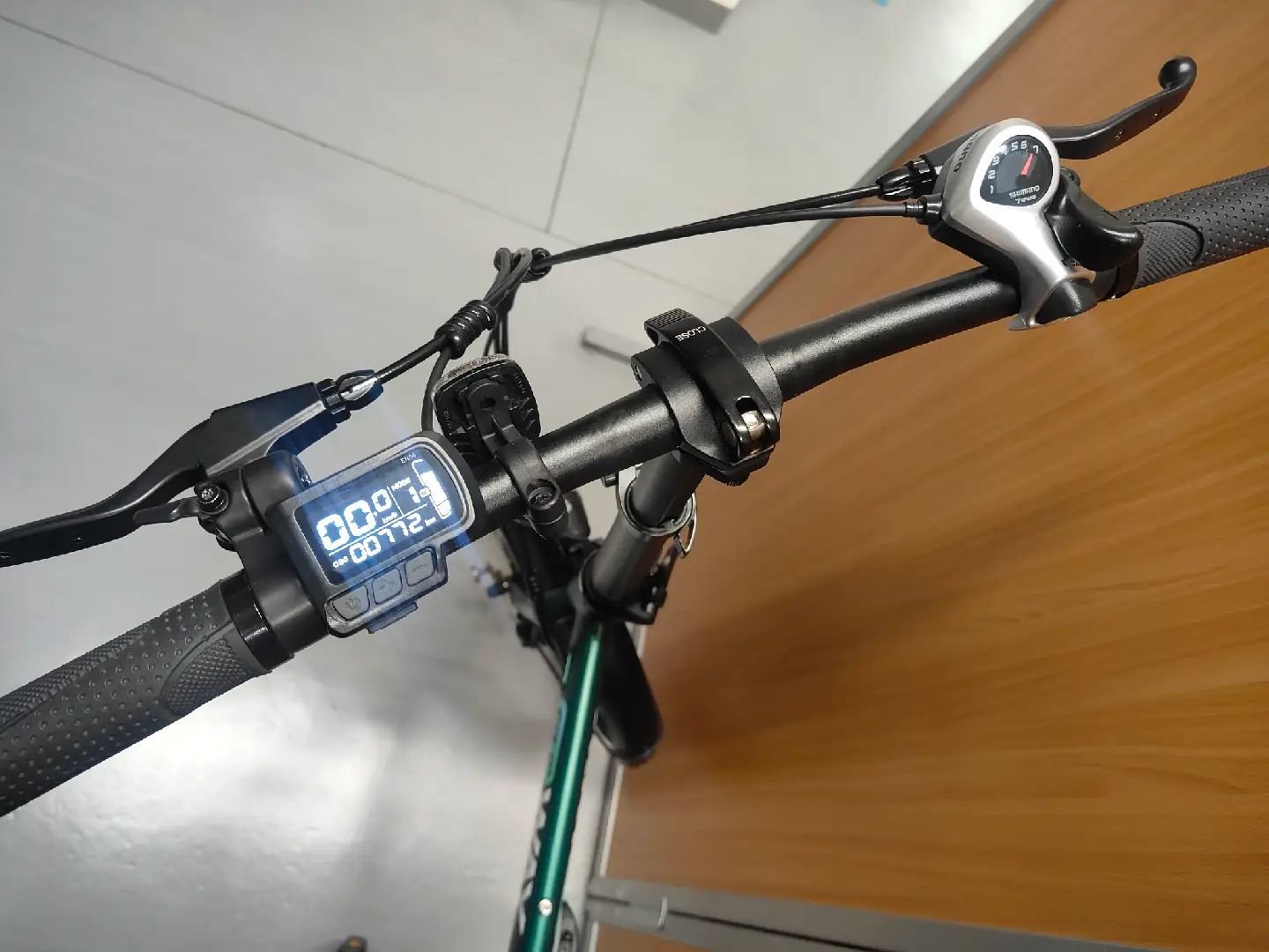 クリスマスSALE開催中！14日まで！】電動アシスト自転車 ERWAY A01