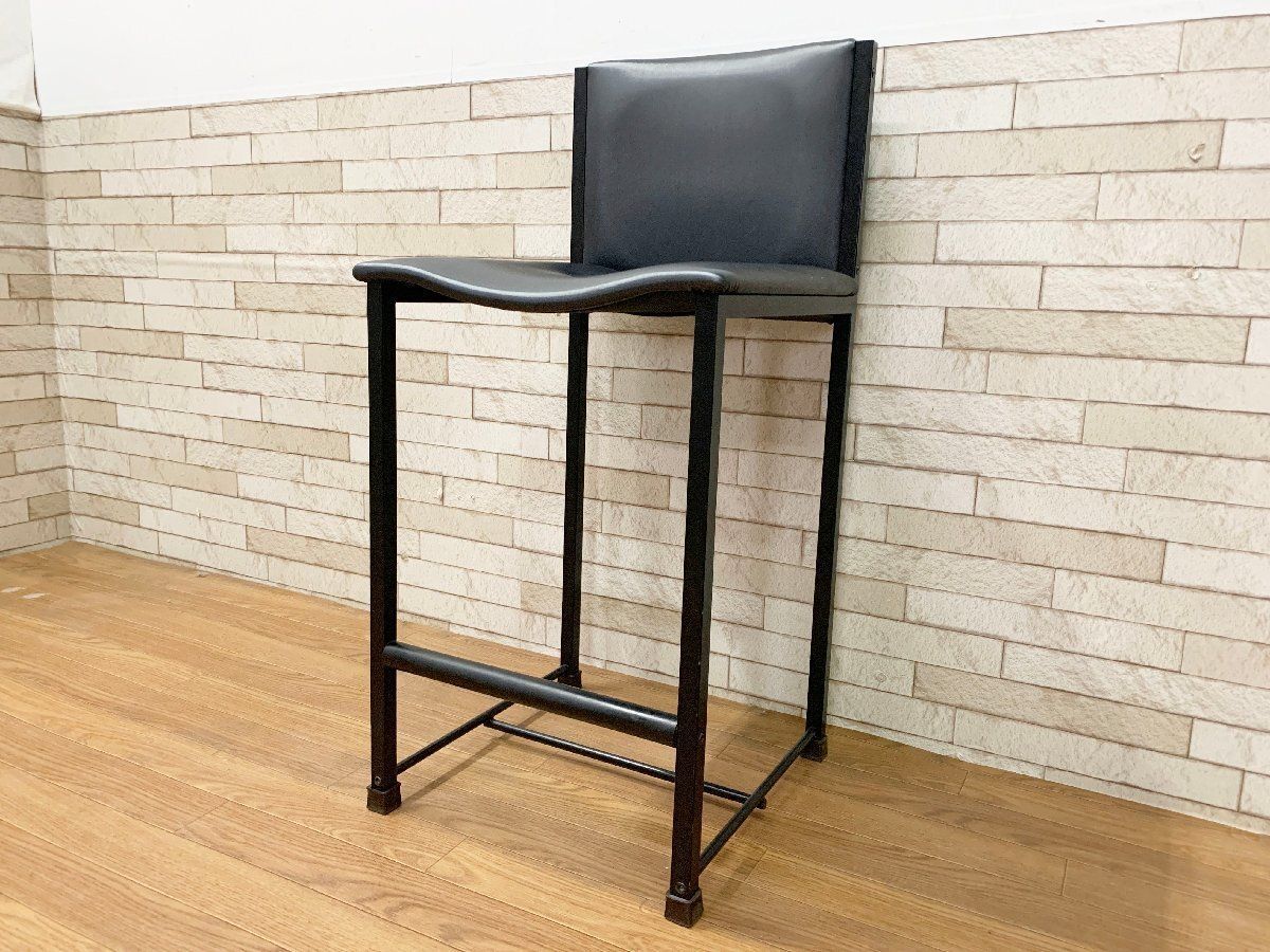 カッシーナ　リマ　カウンターチェア　三脚 中古 カッシーナリマカウンターチェア三脚 中古