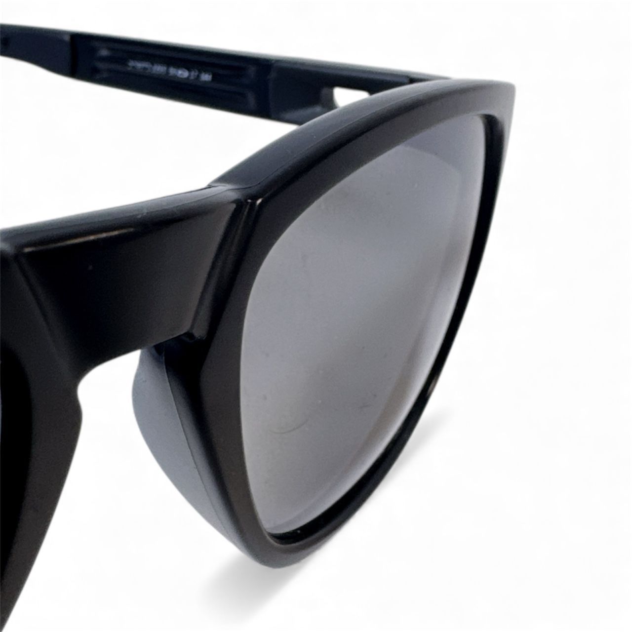 OAKLEY オークリー OO9272-2355 CATALYST 偏光サングラス ブラック系