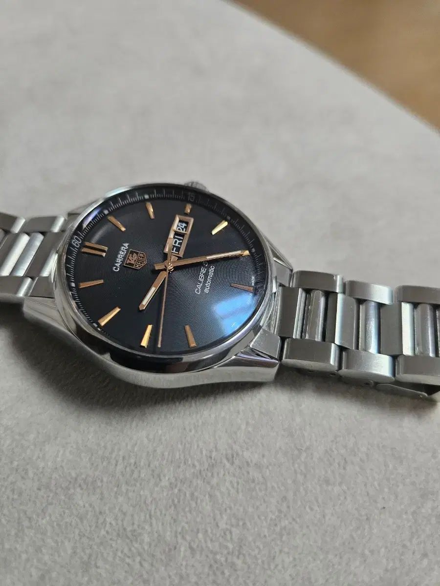  タグ ホイヤー カレラ デイデイト オートマティック 腕時計 フルセット オフィスカジュアル 自動巻き時計 腕時計(アナログ)