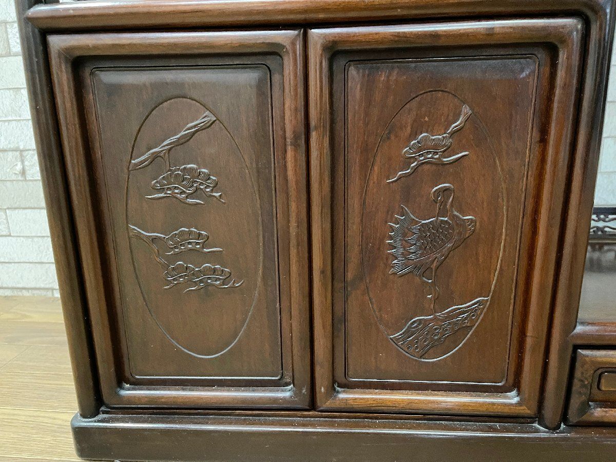 ○唐木家具 透かし彫り 飾り棚 茶棚 違い棚 茶箪笥 キャビネット