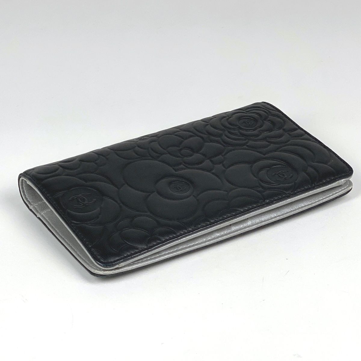 シャネル CHANEL ココマーク 二つ折り 長財布 カメリア 長財布 レザー