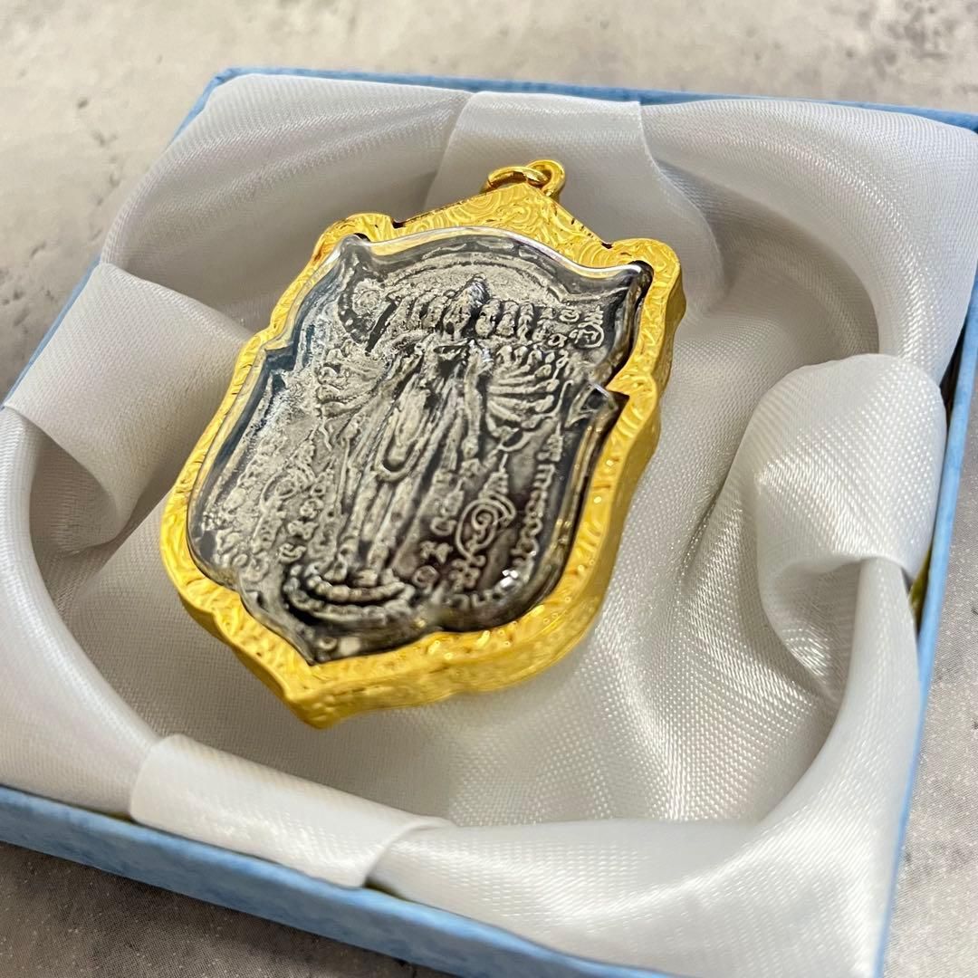 プラクルアン 多手観音菩薩 護符 千手観音像 ヤント刻印 仏教 御守り