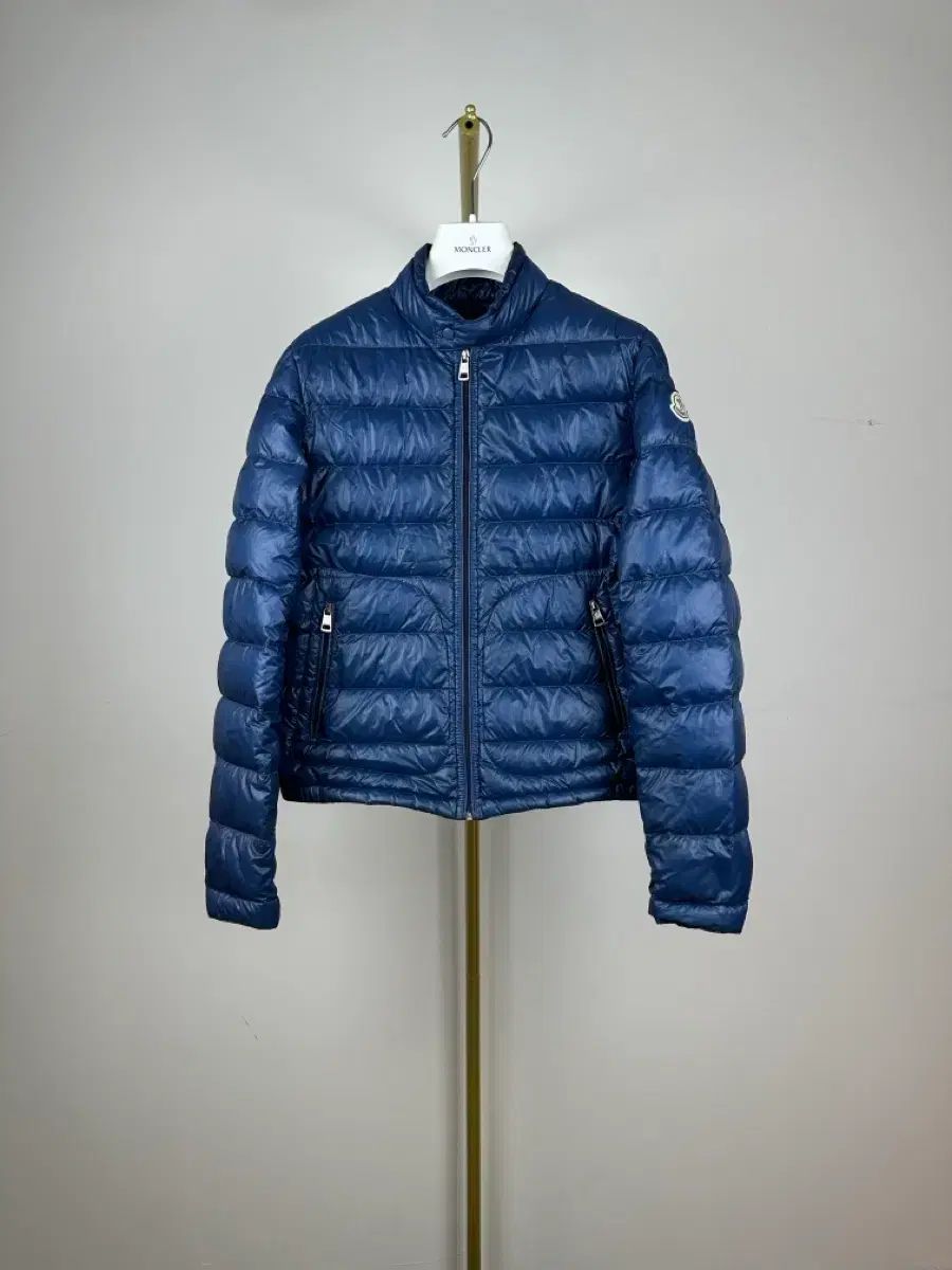 14 Y モンクレール アコルス 軽量ダウン