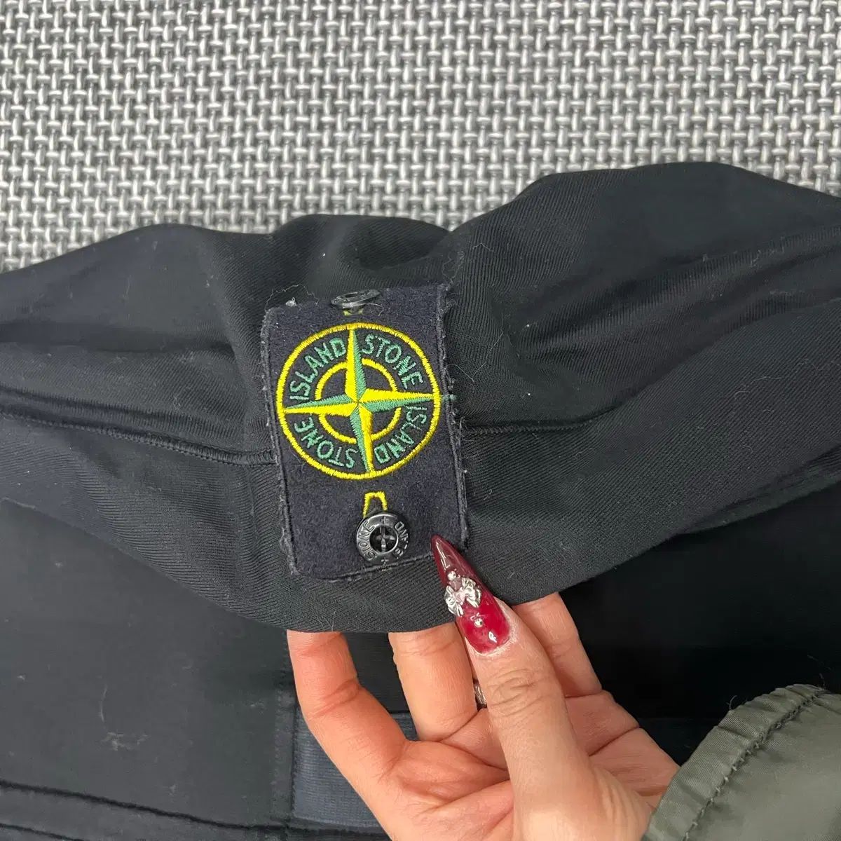 ストーンアイランド ブラック ジップアップ ジャケット - メルカリ