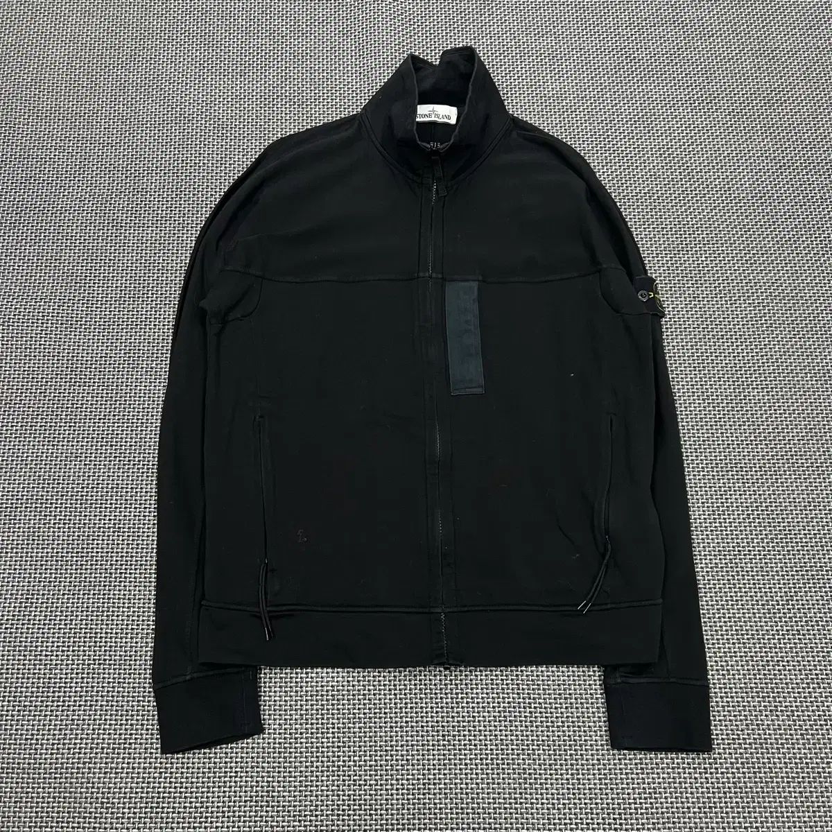 Stone  ブラック ジップアップジャケット ストーンアイランド ブラック ジップアップ ジャケット - メルカリ