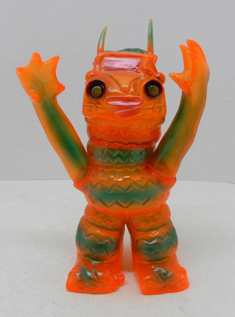 ランペイジトイズ バナゴン クリアオレンジ RAMPAGE TOYS RAMPAGE TOYS レトロ怪獣シリーズ バナゴン クリアオレンジ成型/メタ緑