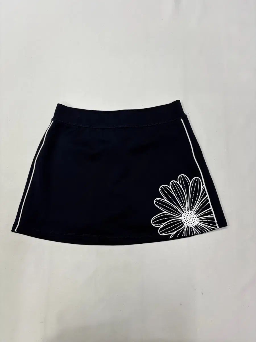 マルディメクルディ アクティフ ゴルフ ミニスカート