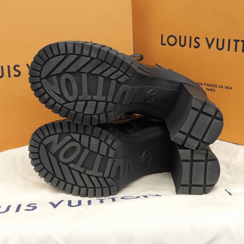 モノグラムストラップ