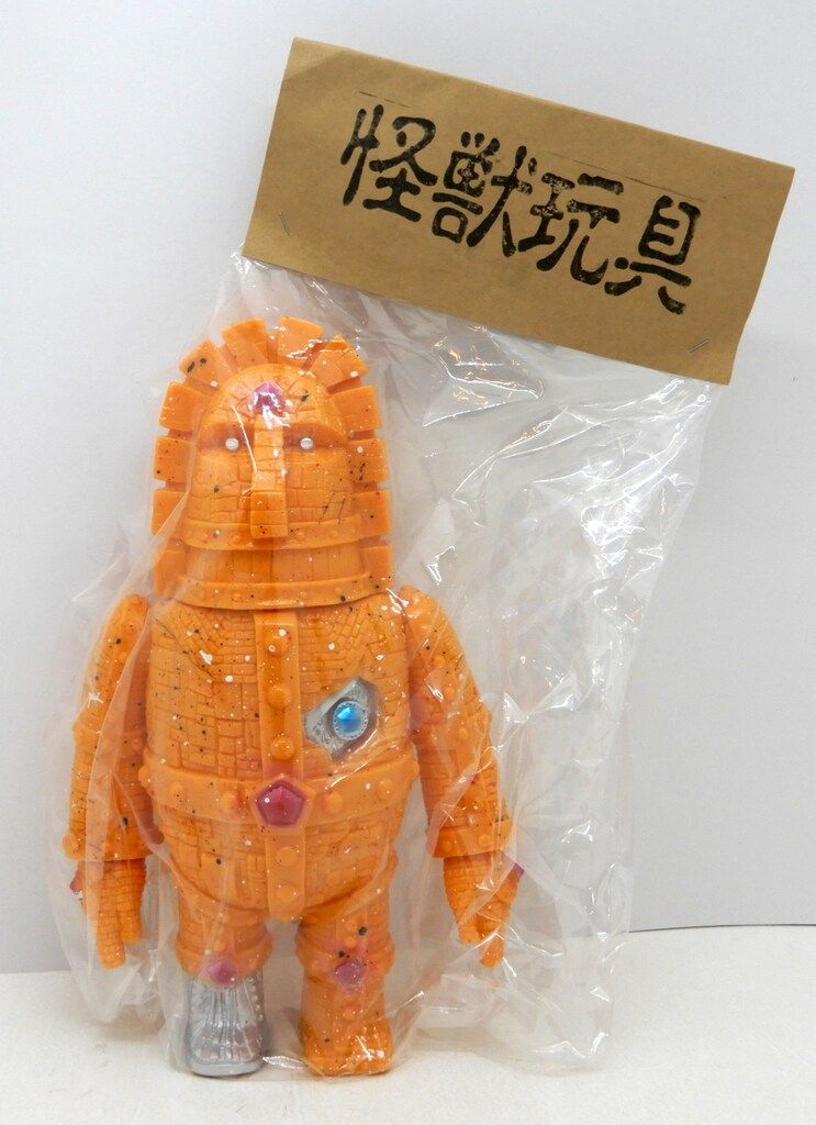 MONSTOCK 杉山実 伝説岩人 ジャイアント・モアイロボ 黄成型/銀/ピンク