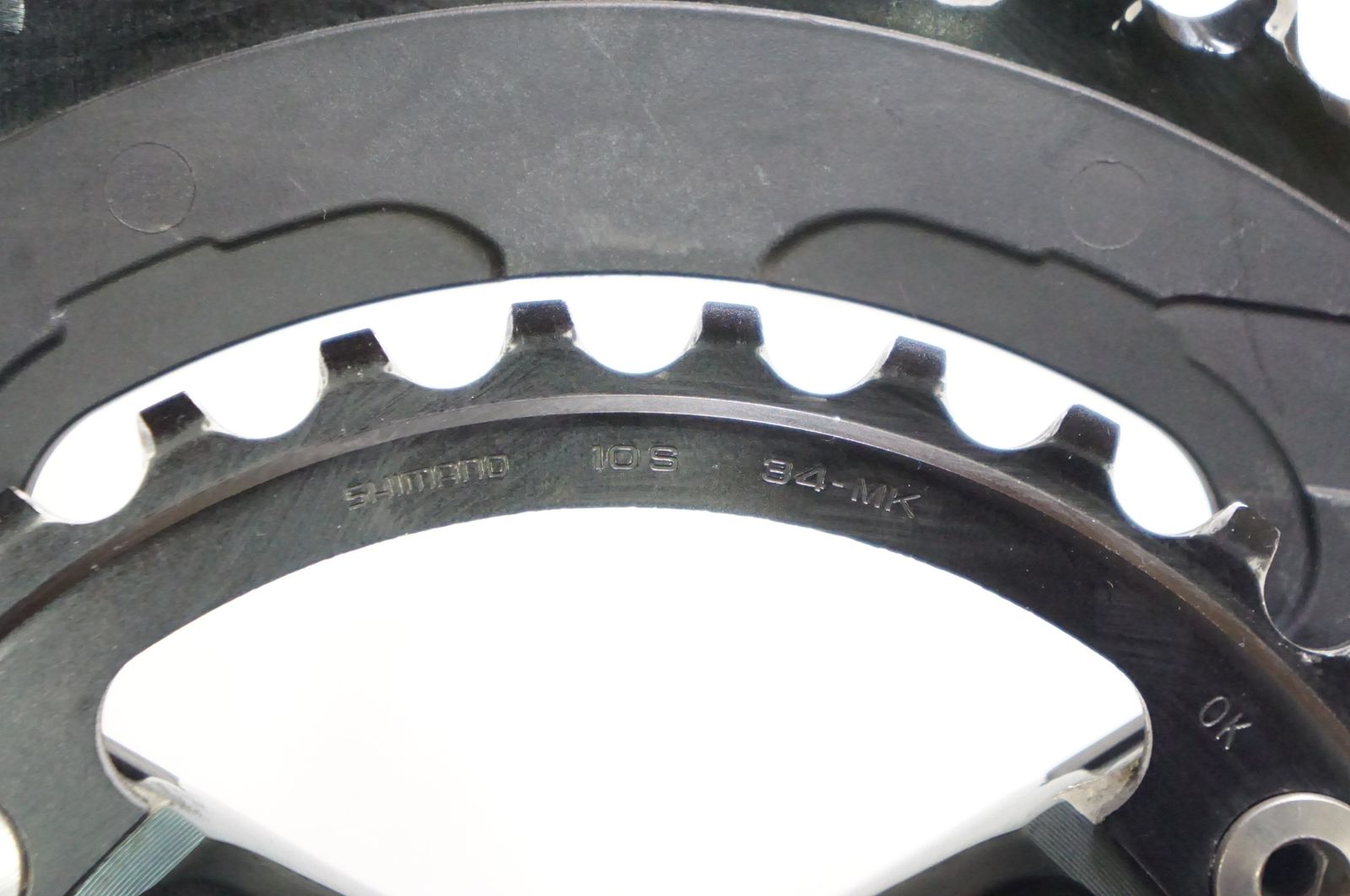 SHIMANO 「シマノ」 TIAGRA FC-4700 170mm 50-34T クランク SHIMANO 「シマノ」 TIAGRA FC-4700 170mm 50-34T クランク