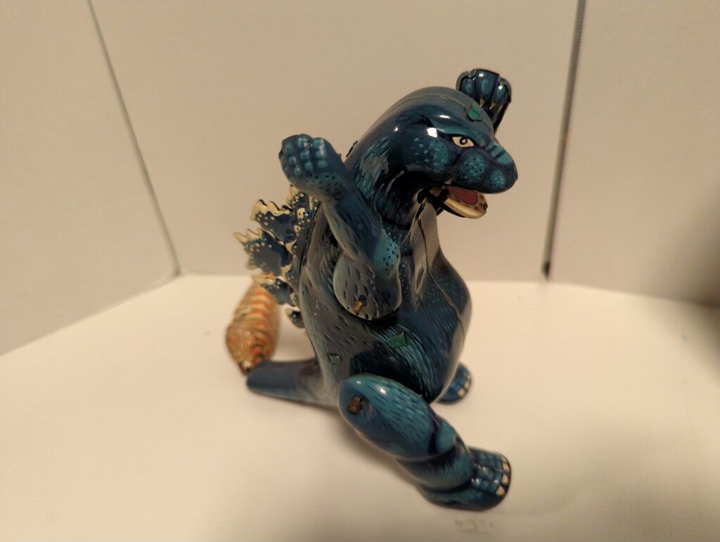 【絶版美品】ブリキゴジラ青 ビリケン商会フィギュア ゼンマイ仕掛けモスラ付き ビリケン商会 ゼンマイ歩行ブリキ ゴジラ(幼虫モスラ付) ブルー 180mm