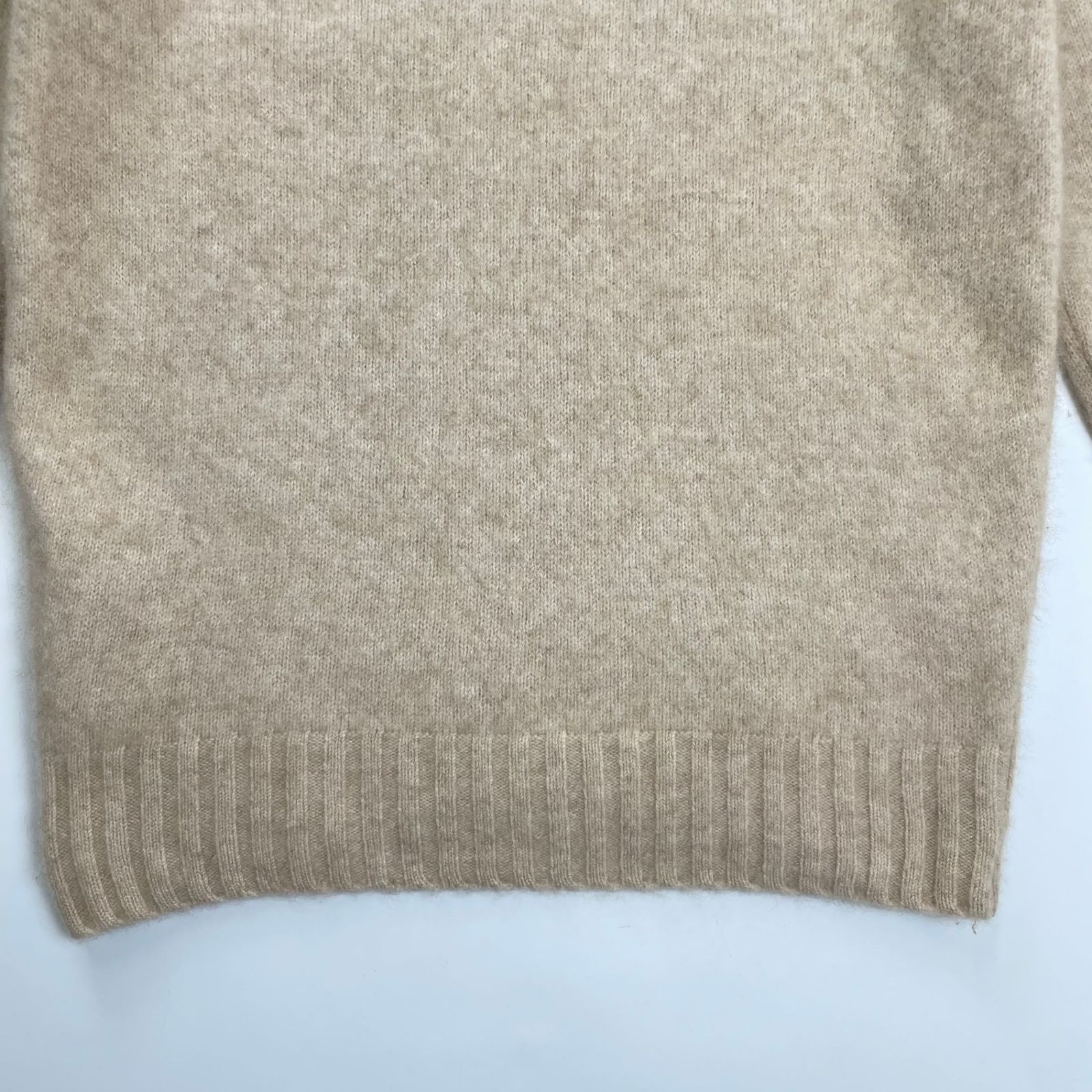 ARROW57 / 田中さんのセーター C.Tocculi カシミヤタートルネック